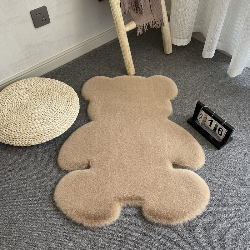 SnugBear – The fluffiest rug you have ever stepped on