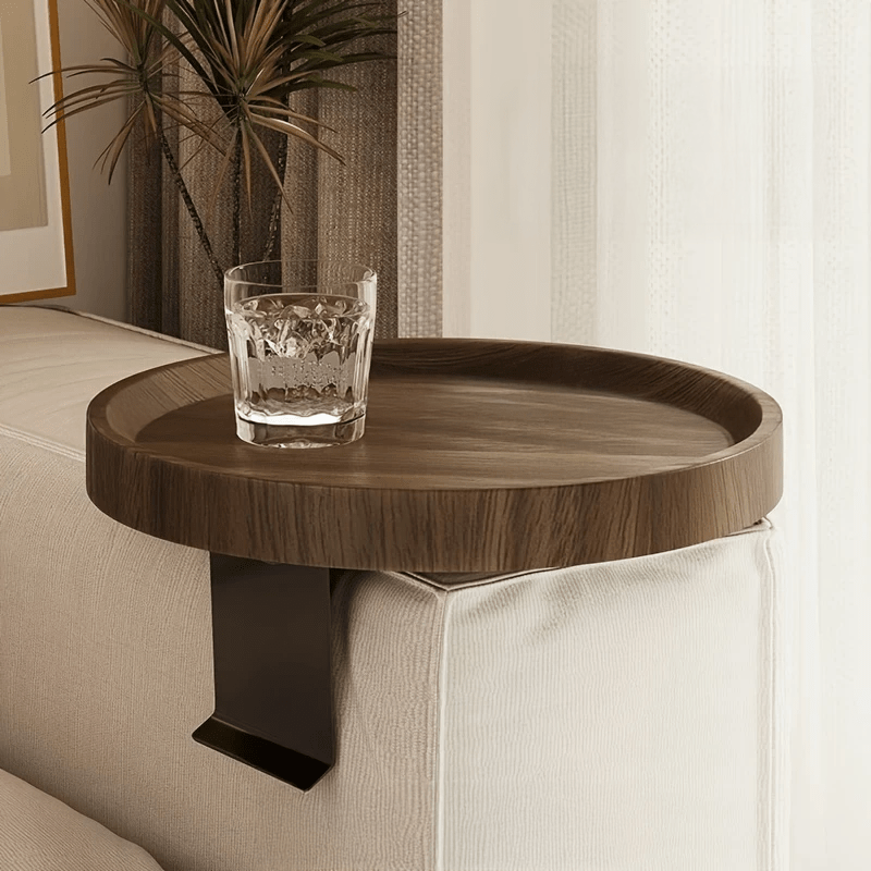 ClipoTray – Easily store drinks and devices safely and within reach