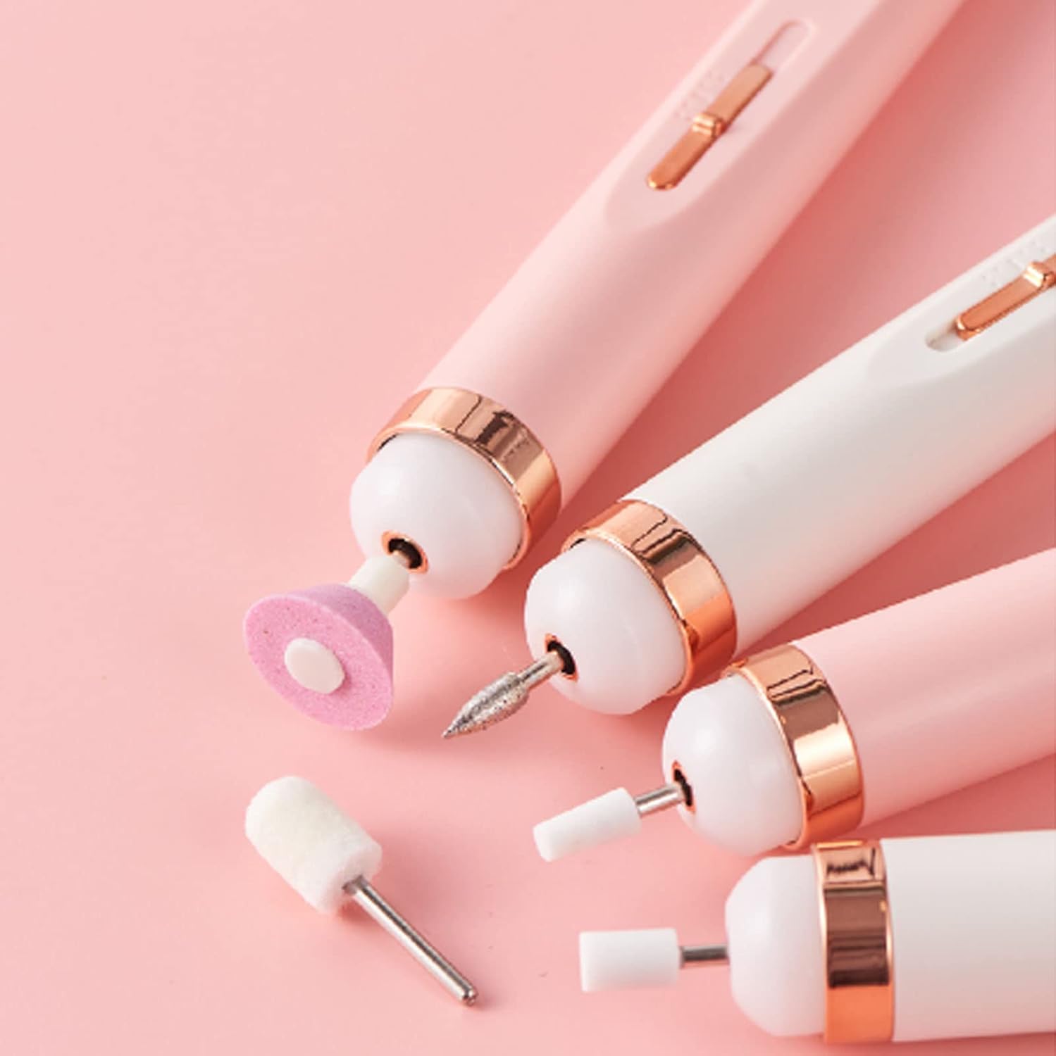 GlamNails – Perfect Nails Like at the Salon, No Appointment Needed!