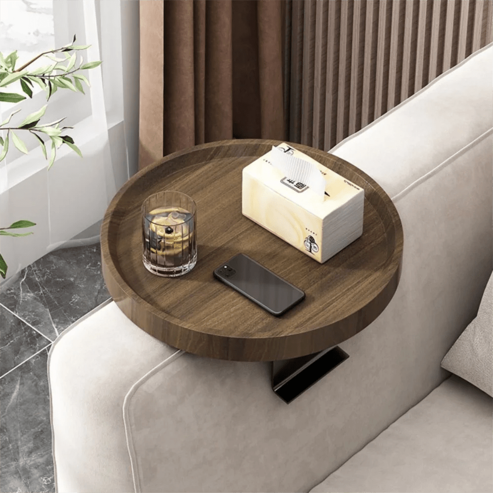 ClipoTray – Easily store drinks and devices safely and within reach