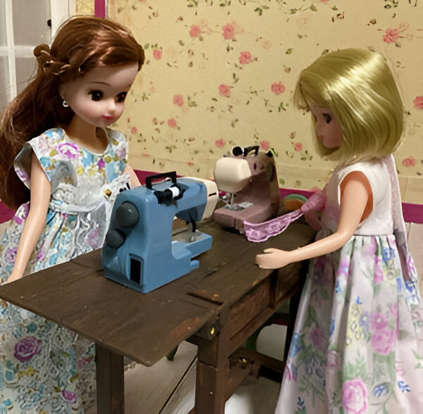 StitchCharm – Mini Sewing Machines Full of Magic & Detail!